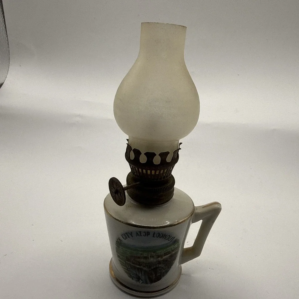 Vintage Rock City Atop Lookout MT Souvenir Miniature Oil Lamp